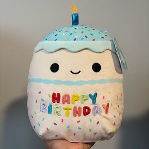 Kiks Happy Birthday Cake 12” Squishmallows